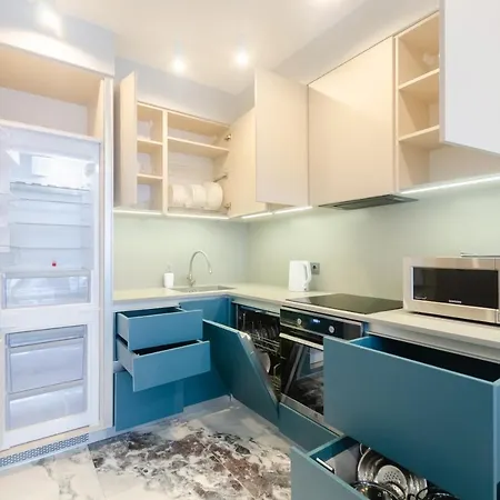 Petrovdom 23-173 In Rc Kvartet , 16г Vasyl Lypkivskyi Street Apartment